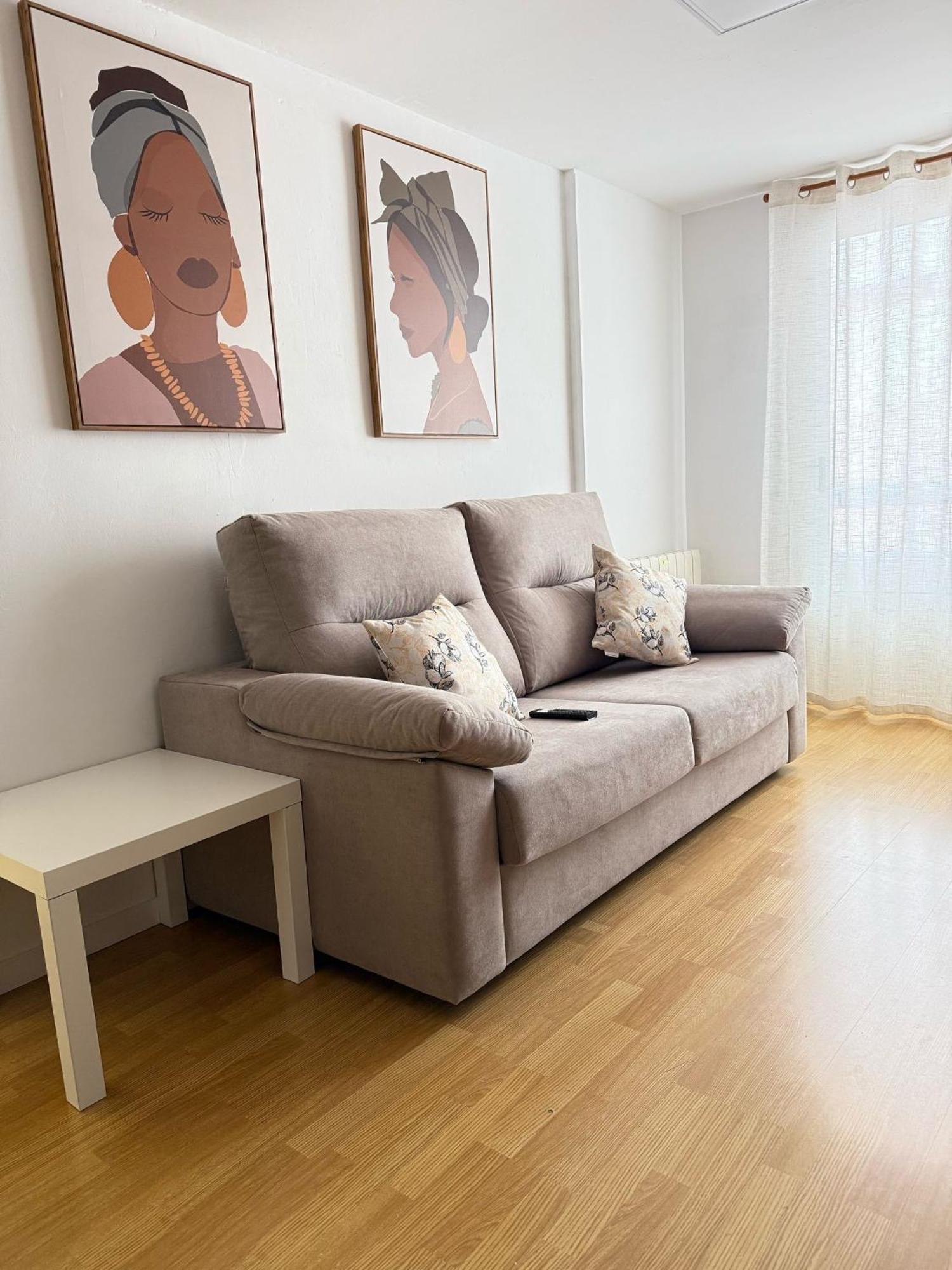 Apartamento Junto A La Real Y Antigua En Burgo